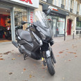 YAMAHA X-MAX 125